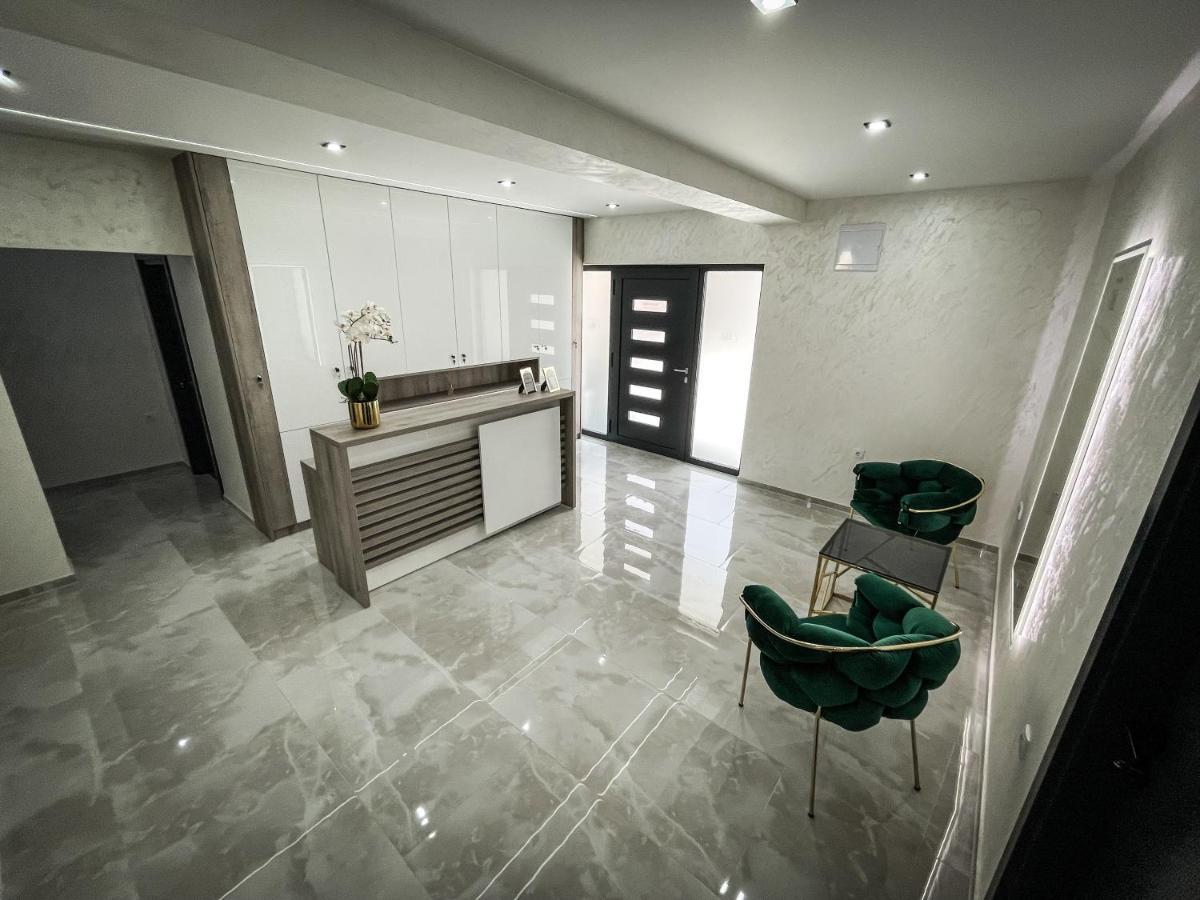 Apartmani Mila Laktaši Dış mekan fotoğraf