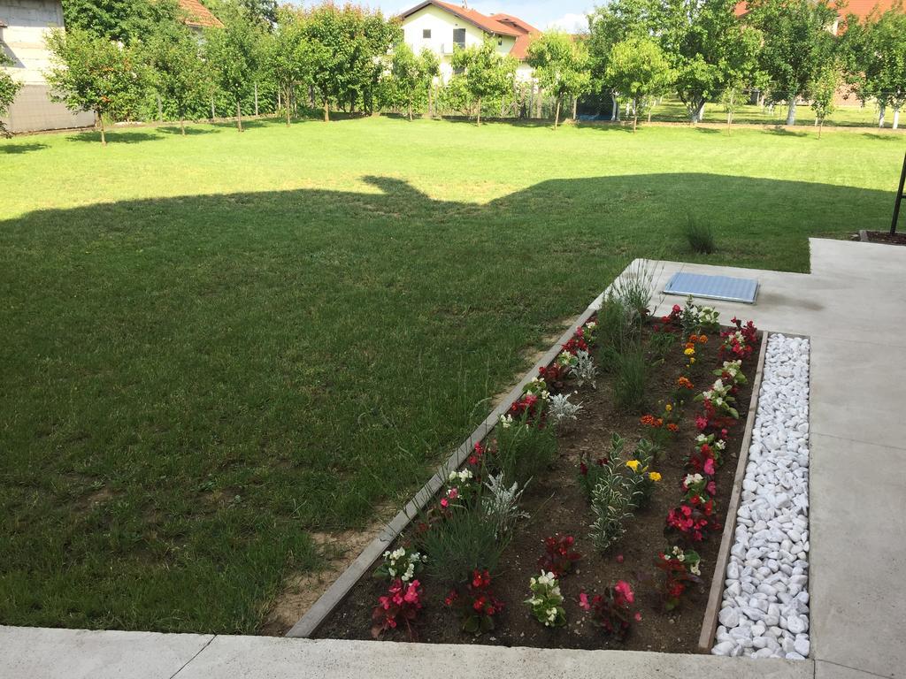 Apartmani Mila Laktaši Dış mekan fotoğraf